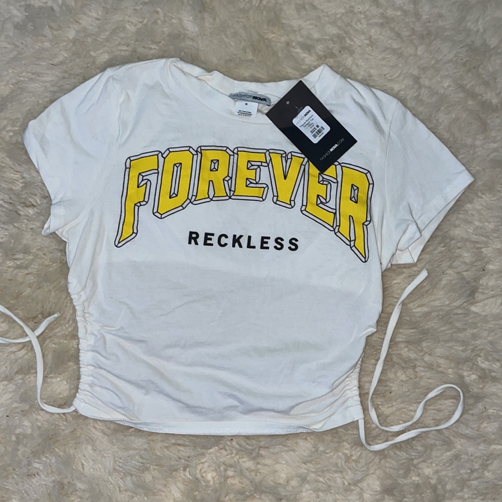 Fashion Nova shirt - Picture 3 of 4